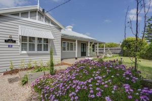 Blakiston House - Wagga Wagga Accommodation