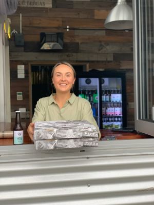 Takeaway at Coldstream Brewery - Wagga Wagga Accommodation